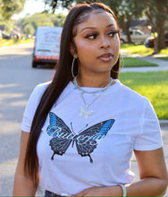 Load image into Gallery viewer, Super cute Butterly T-Shirt 🦋
